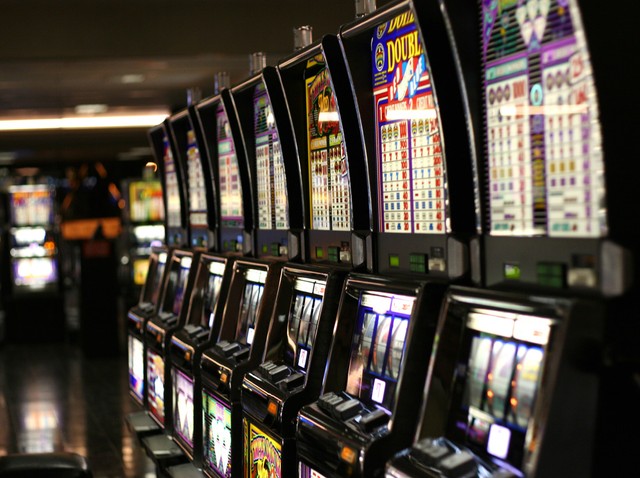 How to Play Online Slot Machines